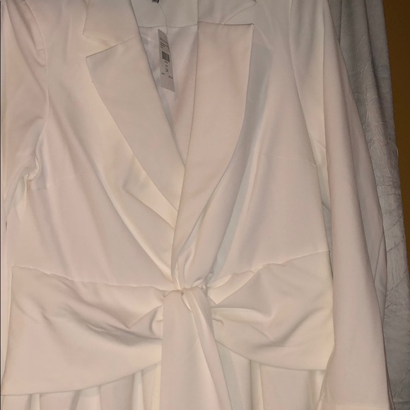 Plus size white dress - Picture 3 of 3